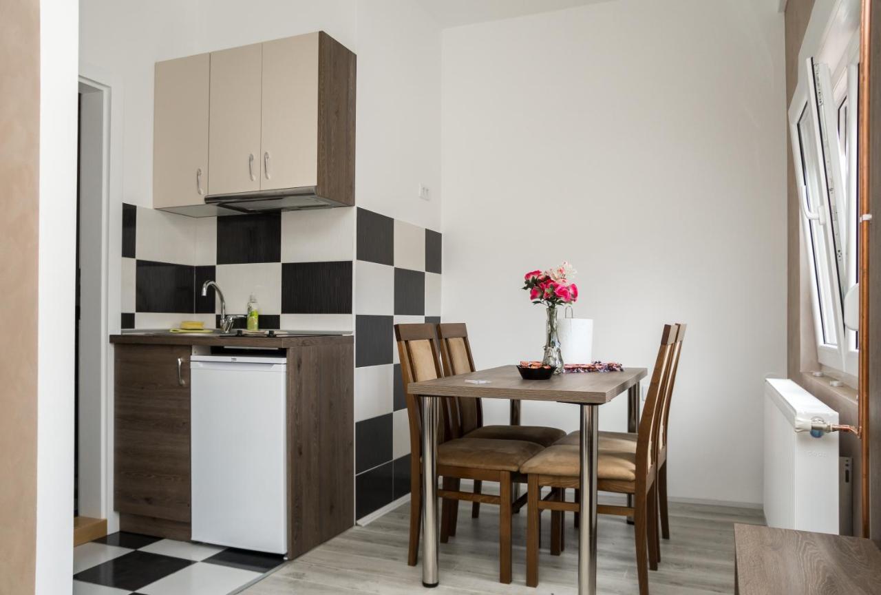 City Apartment Bb باغينا باستا المظهر الخارجي الصورة