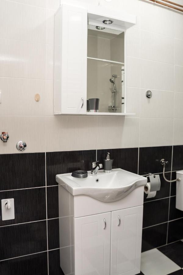 City Apartment Bb باغينا باستا المظهر الخارجي الصورة